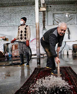 شستشوی سنتی قالی در قالیشویی آریاشهر